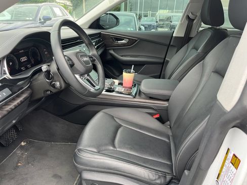 Used 2023 Audi Q8 Premium Plus w/ Premium Plus Package AWD/4WD image 10