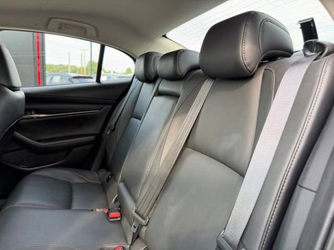 Used 2025 MAZDA MAZDA3 s FWD image 16