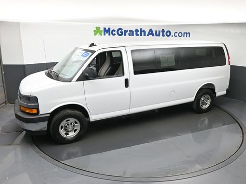 Used 2025 Chevrolet Express 3500 LT w/ LT Preferred Equipment Group RWD image 21