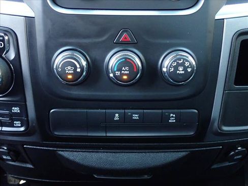 Used 2022 RAM 1500 Warlock AWD/4WD image 17