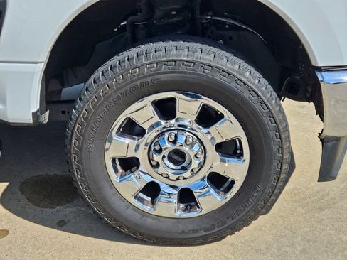 Used 2026 Ford F250 Lariat w/ Chrome Package AWD/4WD image 3