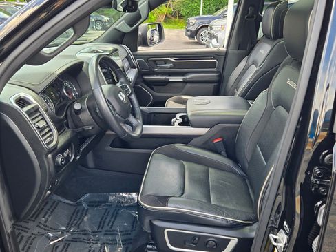 Used 2022 RAM 1500 Laramie AWD/4WD image 22