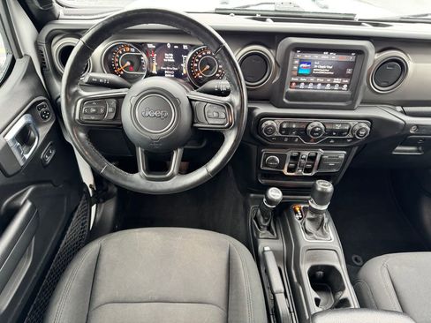 Used 2021 Jeep Wrangler Unlimited Sport image 17