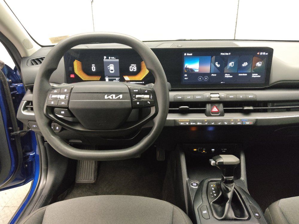 Used 2025 Kia K4 FWD image 22