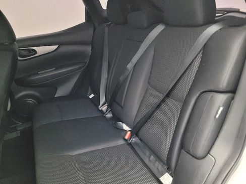 Used 2021 Nissan Rogue Sport S FWD image 18