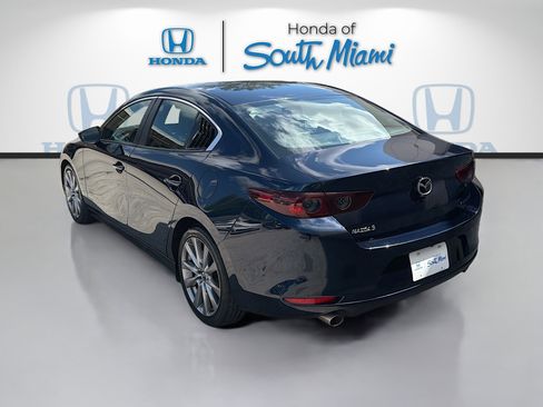 Used 2021 MAZDA MAZDA3 s FWD image 5