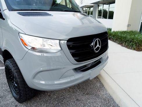 Used 2019 Mercedes-Benz Sprinter 4x4 170 image 8