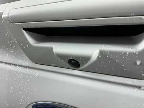 Used 2020 Ford F150 Lariat w/ Equipment Group 502A Luxury image 9