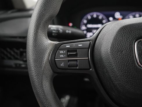 Used 2023 Honda Accord LX image 24