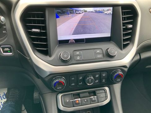 Used 2021 GMC Acadia SLE w/ Driver Convenience Package FWD image 24