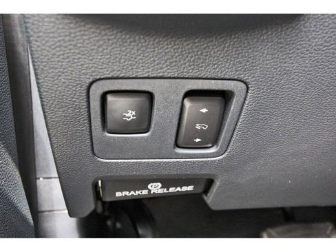 Used 2022 Ford F250 Lariat w/ Tremor Off-Road Package AWD/4WD image 23