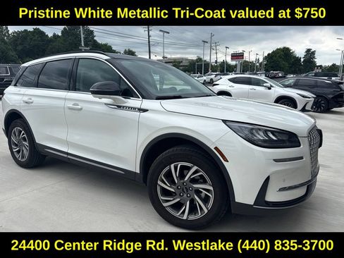 Used 2025 Lincoln Corsair AWD w/ Equipment Group 101A image 5
