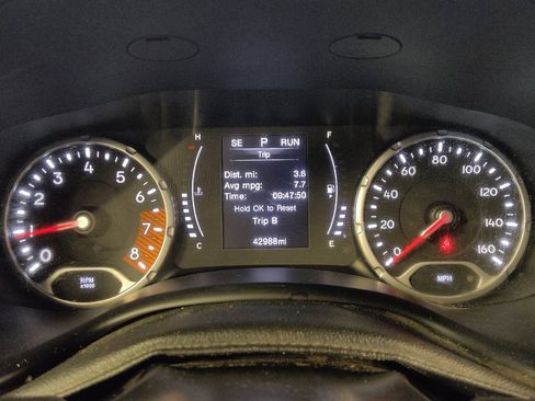 Used 2020 Jeep Renegade Sport image 23