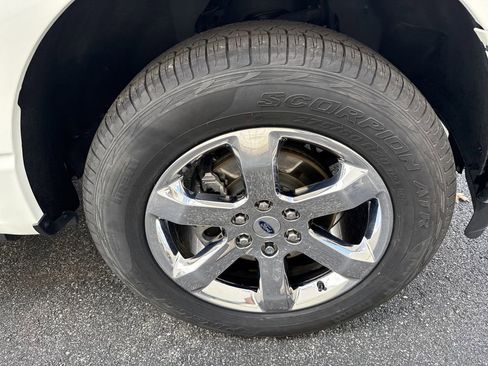 Used 2023 Ford F150 Lariat w/ Equipment Group 502A High image 12