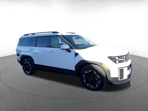 Used 2025 Hyundai Santa Fe SEL image 2