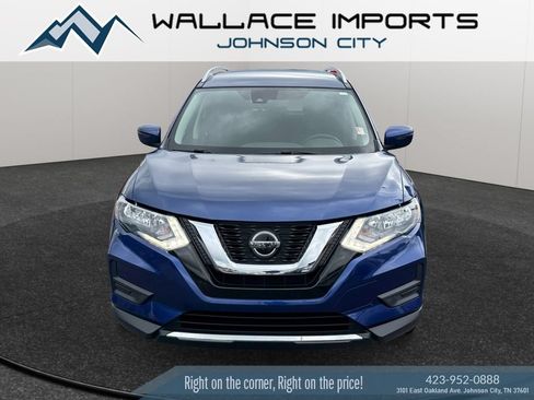 Used 2020 Nissan Rogue S w/ Special Edition Package FWD image 8