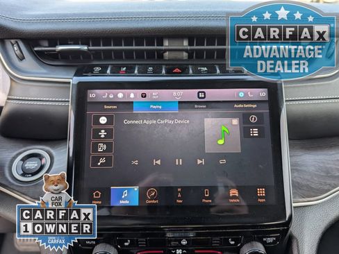 Used 2023 Jeep Grand Cherokee L Limited w/ Trailer Tow Group (B) RWD image 7
