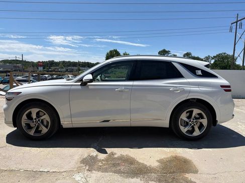 New 2026 Genesis GV70 2.5T Advanced AWD/4WD image 2