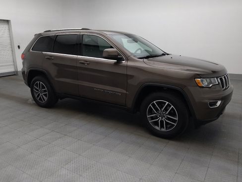 Used 2019 Jeep Grand Cherokee Laredo w/ Laredo X Package RWD image 11
