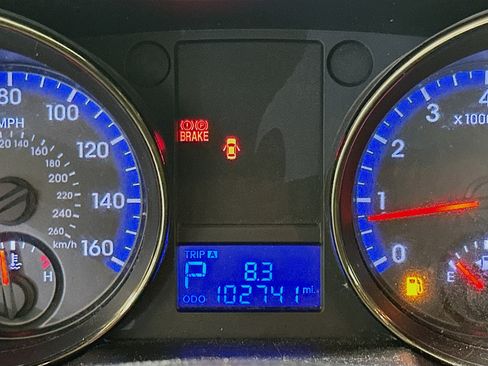 Used 2011 Hyundai Genesis 2.0T image 18