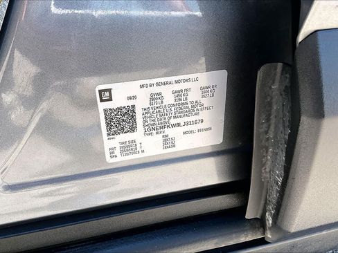 Used 2020 Chevrolet Traverse LS w/ LPO, Floor Liner Package FWD image 33