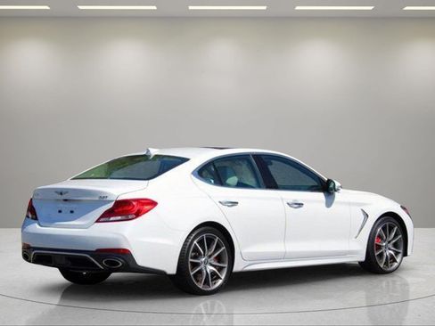 Used 2019 Genesis G70 3.3T Advanced w/ Elite Package RWD image 4