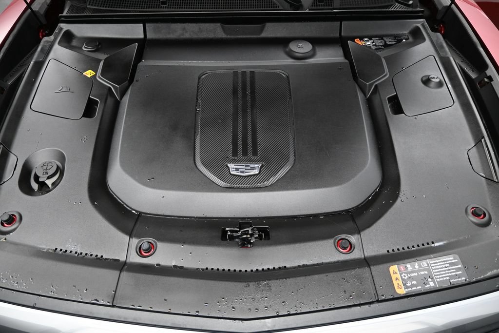 Used 2024 Cadillac Lyriq Luxury w/ LPO, Floor Liner Package AWD/4WD image 8