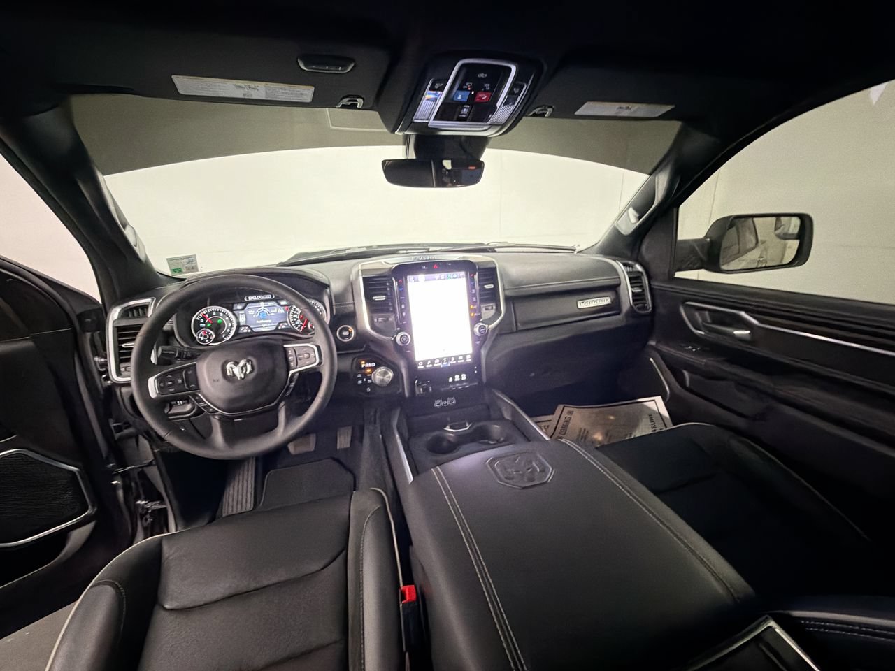 Used 2025 RAM 1500 Laramie w/ Sport Appearance Package AWD/4WD image 20