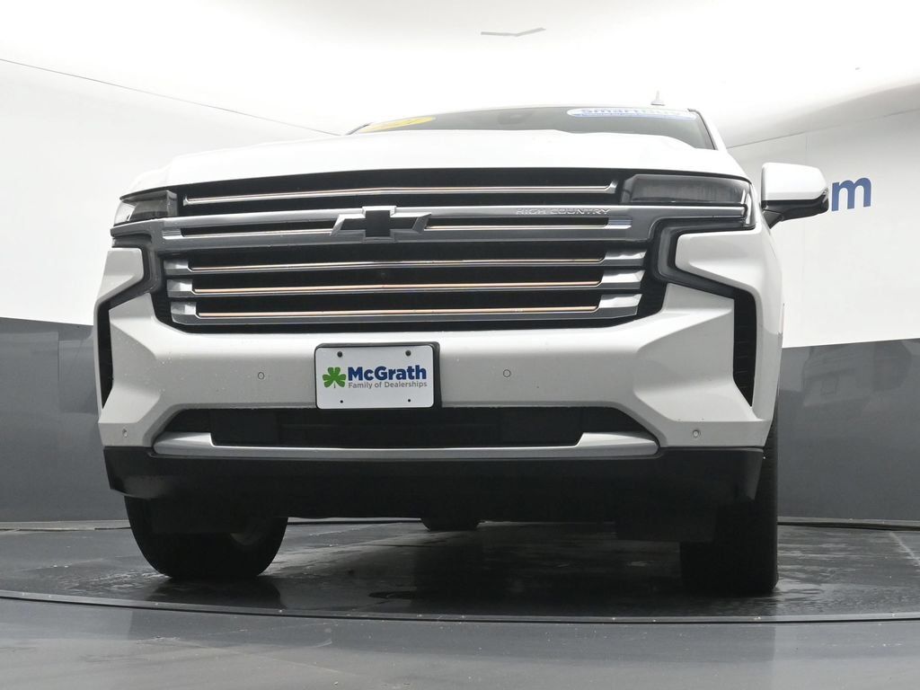 Used 2021 Chevrolet Suburban High Country AWD/4WD image 7