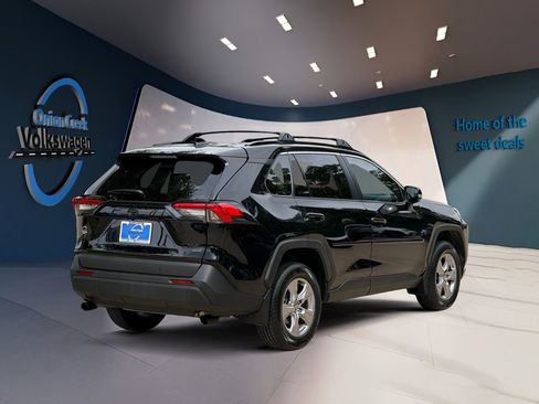 Used 2025 Toyota RAV4 XLE FWD image 5