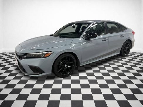 Used 2023 Honda Civic Sport image 4