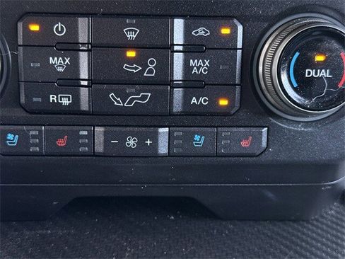 Used 2018 Ford F150 Raptor w/ Equipment Group 802A Luxury image 22