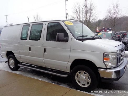 Used 2014 Ford E-250 and Econoline 250 w/ Power Group image 2