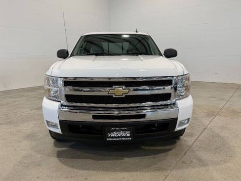 Used 2009 Chevrolet Silverado 1500 LT w/ Power Pack Plus AWD/4WD image 3