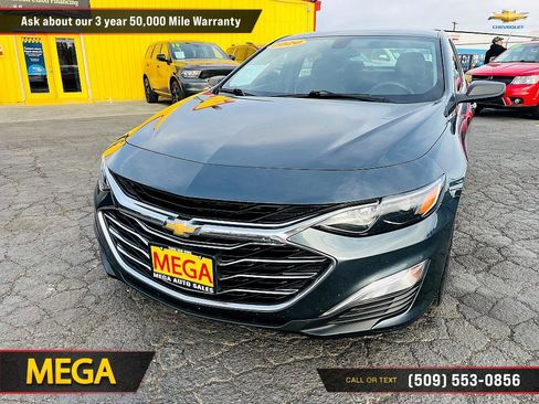 Used 2020 Chevrolet Malibu LS image 3