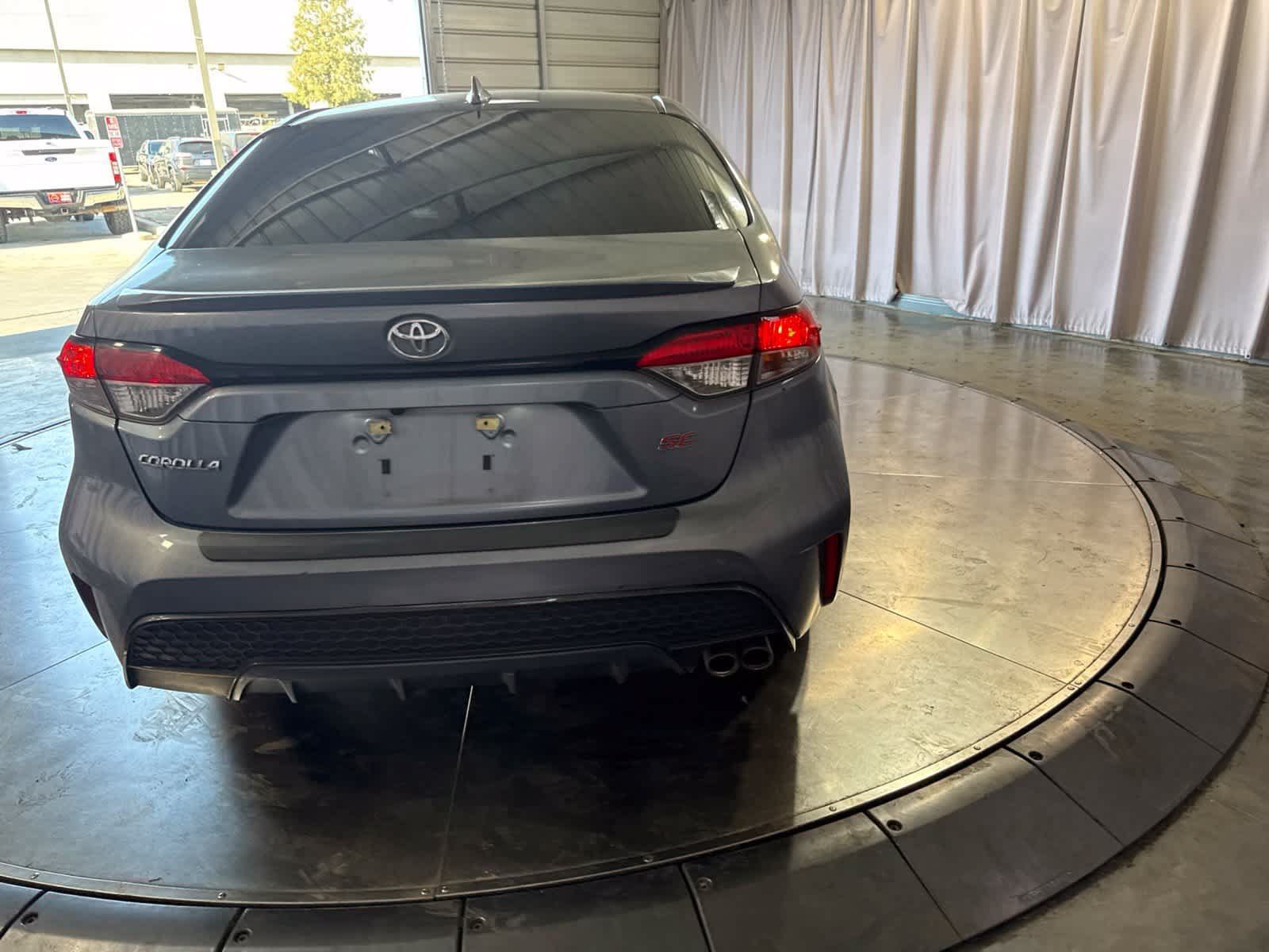 Used 2020 Toyota Corolla SE w/ Carpet Mat Package (TMS) FWD image 6
