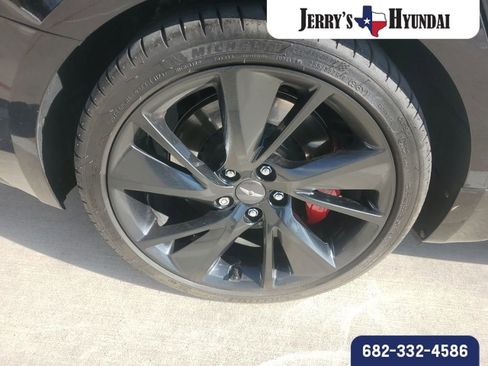 Used 2023 Genesis G70 3.3T w/ Sport Prestige Package image 5