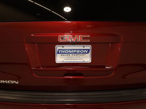 Used 2016 GMC Yukon SLT w/ HD Trailering Package AWD/4WD image 21