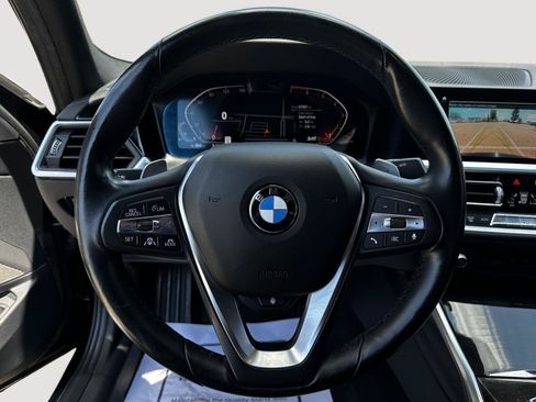 Used 2019 BMW 330i xDrive Sedan w/ Premium Package AWD/4WD image 21