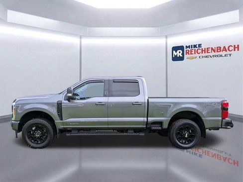 Used 2024 Ford F250 Lariat w/ Black Appearance Package AWD/4WD image 7