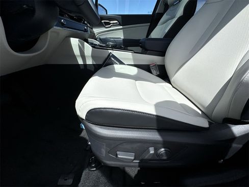 New 2025 Kia Sportage EX w/ EX Premium Package image 12