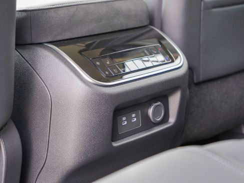 New 2026 INFINITI QX80 Luxe image 21