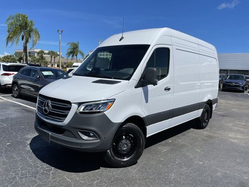 New 2026 Mercedes-Benz Sprinter 2500 image 1