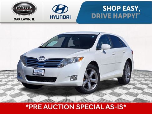 Used 2010 Toyota Venza FWD image 1