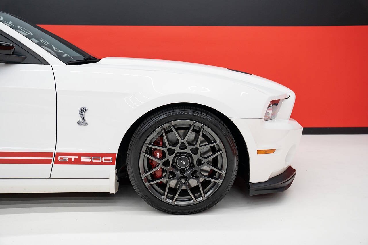 Used 2013 Ford Mustang Shelby GT500 RWD image 48
