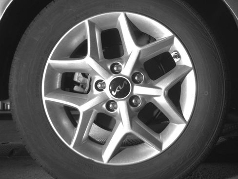 Used 2025 Kia Soul LX w/ LX Technology Package FWD image 27