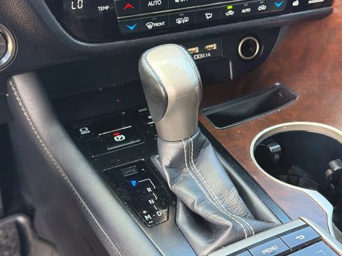 Used 2022 Lexus RX 350 FWD w/ Premium Package image 20
