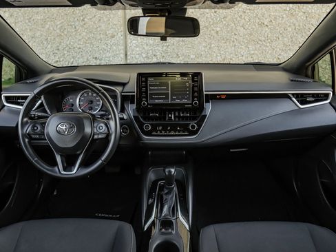 Used 2022 Toyota Corolla Hatchback image 17