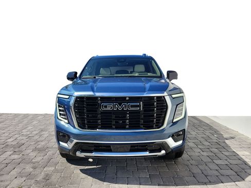 New 2026 GMC Yukon Denali w/ Denali Reserve Package AWD/4WD image 2