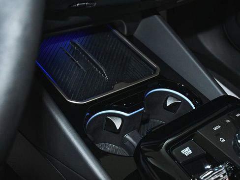 Used 2025 BMW i5 M60 w/ Executive Package image 55